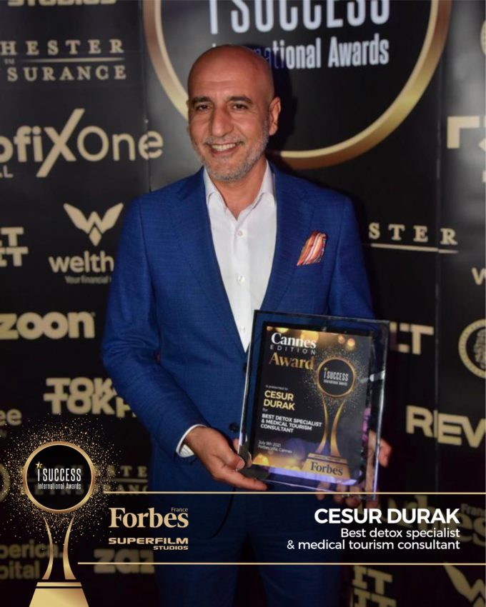 Cesur Durak a primit premiul pentru  ,,Best Detox Specialist & Medical Tourism Consultant”  la gala I Success Awards – Cannes Edition